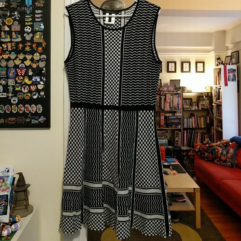 BCBG Max Azaria Geometric Dress EUC